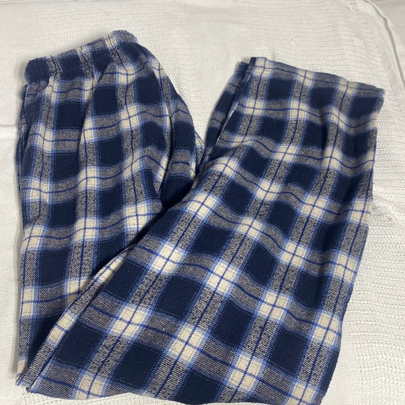 Mountain lake - Picture 1 of 3